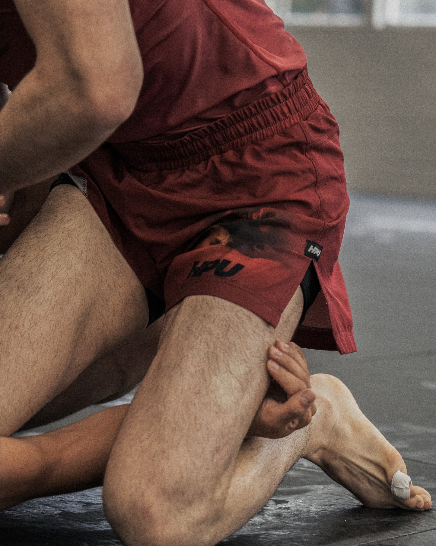 FROM GRACE PRO SHORT BURGUNDY