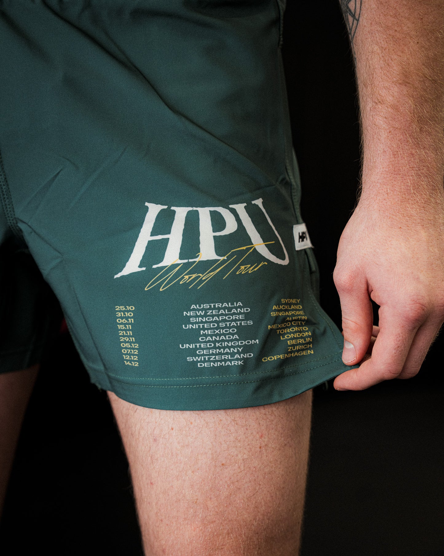 WORLD TOUR PRO SHORT RACING GREEN