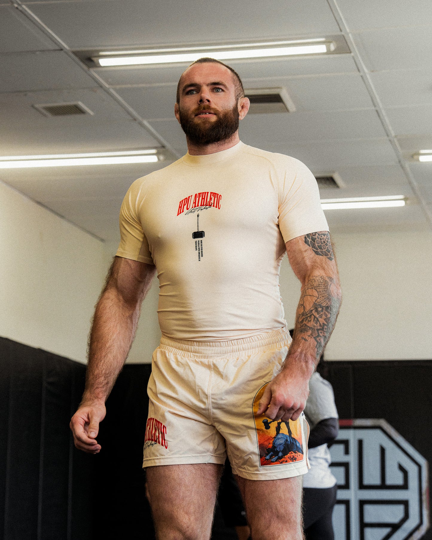 VALHALLA PRO SHORT SAND