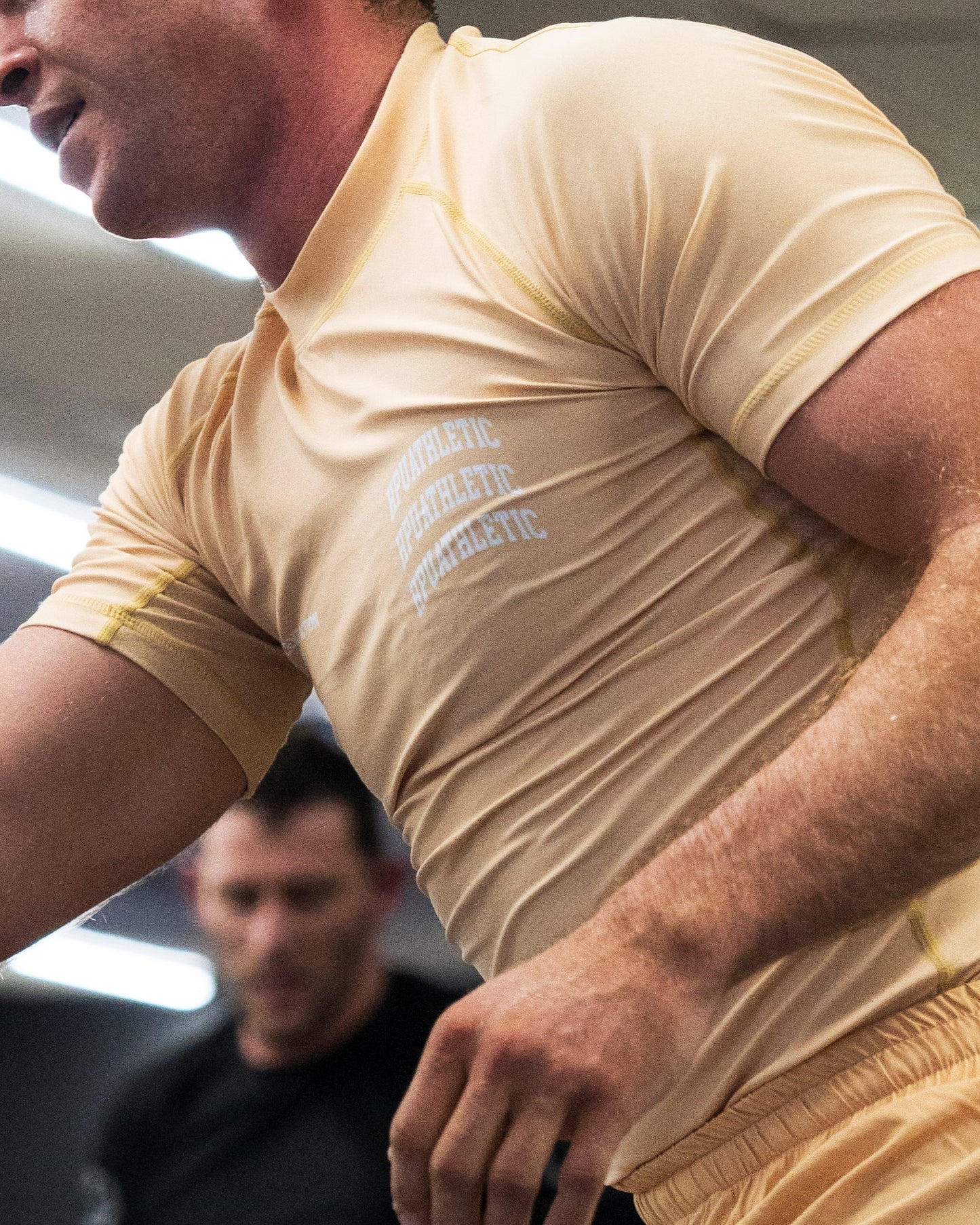 VIOLENT ACTION PRO RASHGUARD SAND