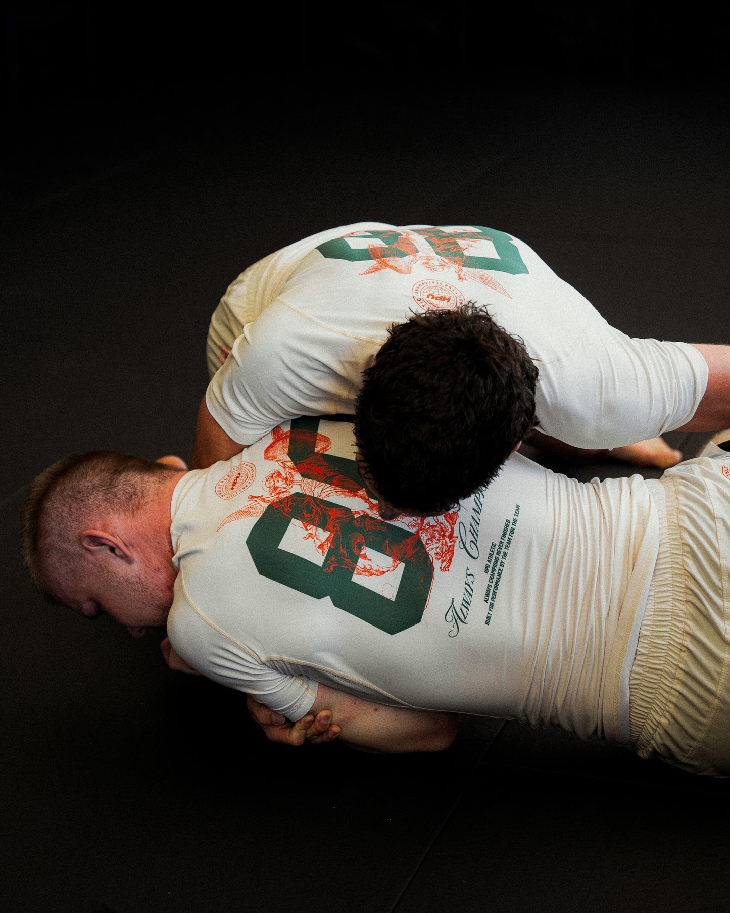 CHAMPIONS PRO RASHGUARD ECRU