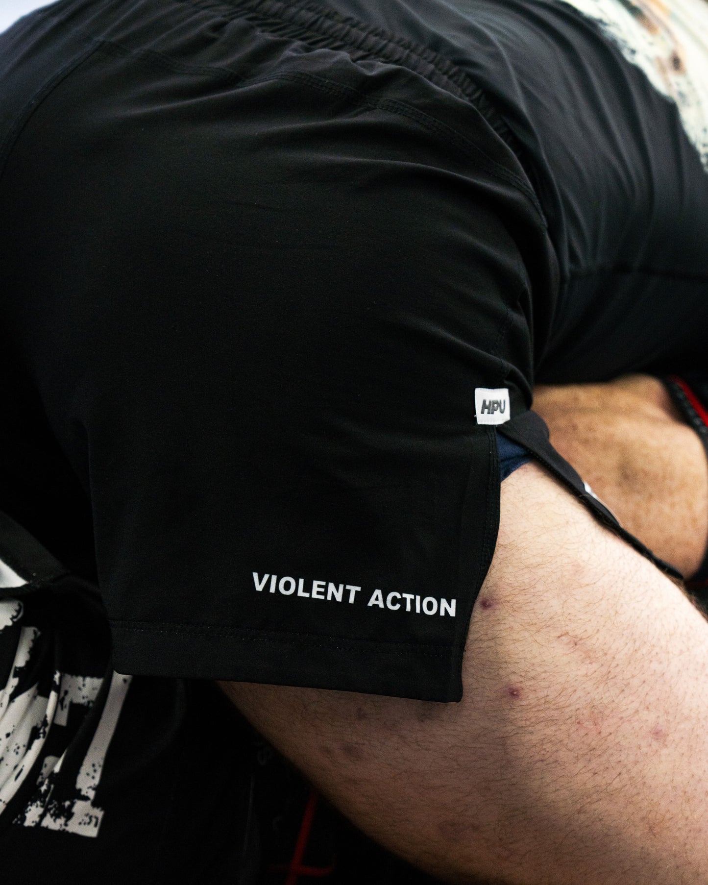 VIOLENT ACTION PRO SHORT BLACK